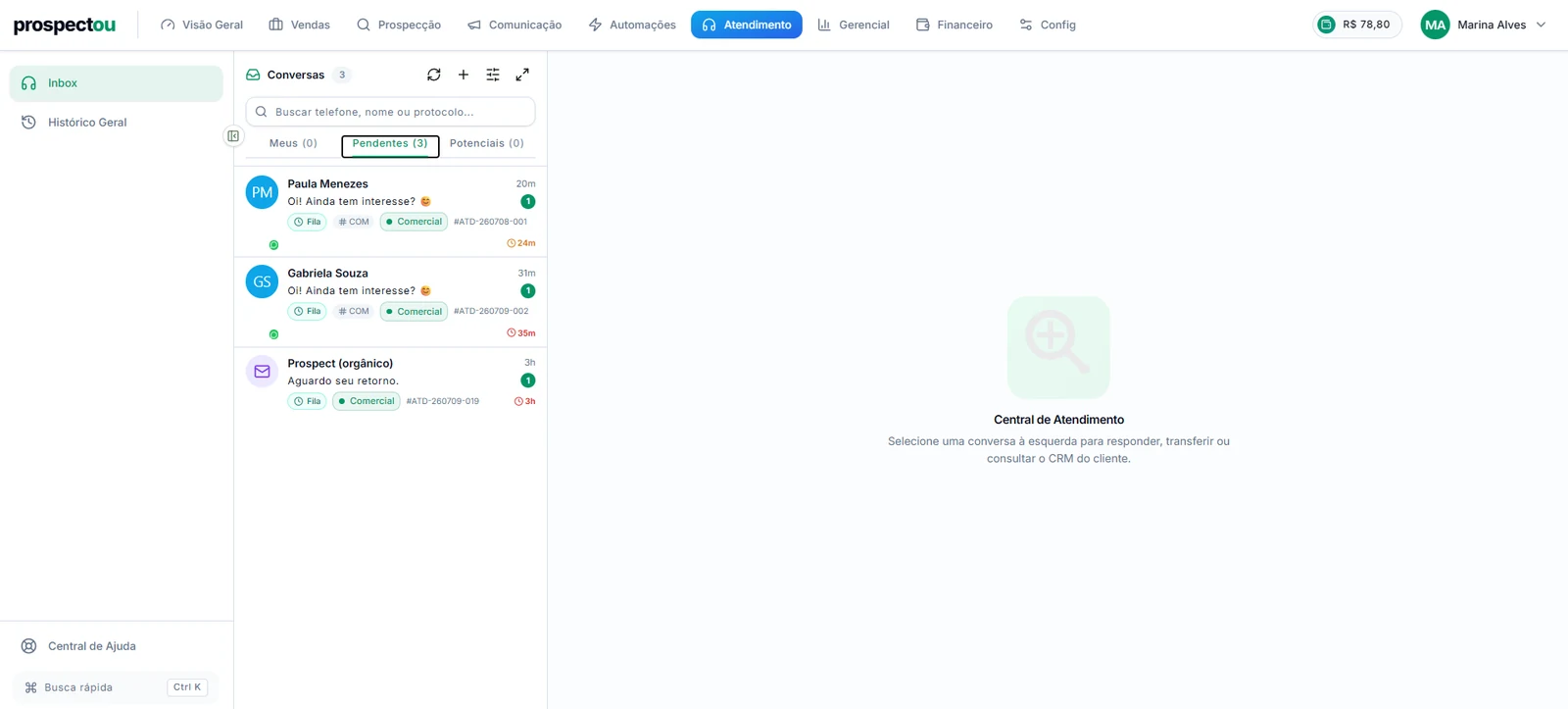Inbox de atendimento omnichannel da Prospectou, com conversas de WhatsApp e e-mail em fila